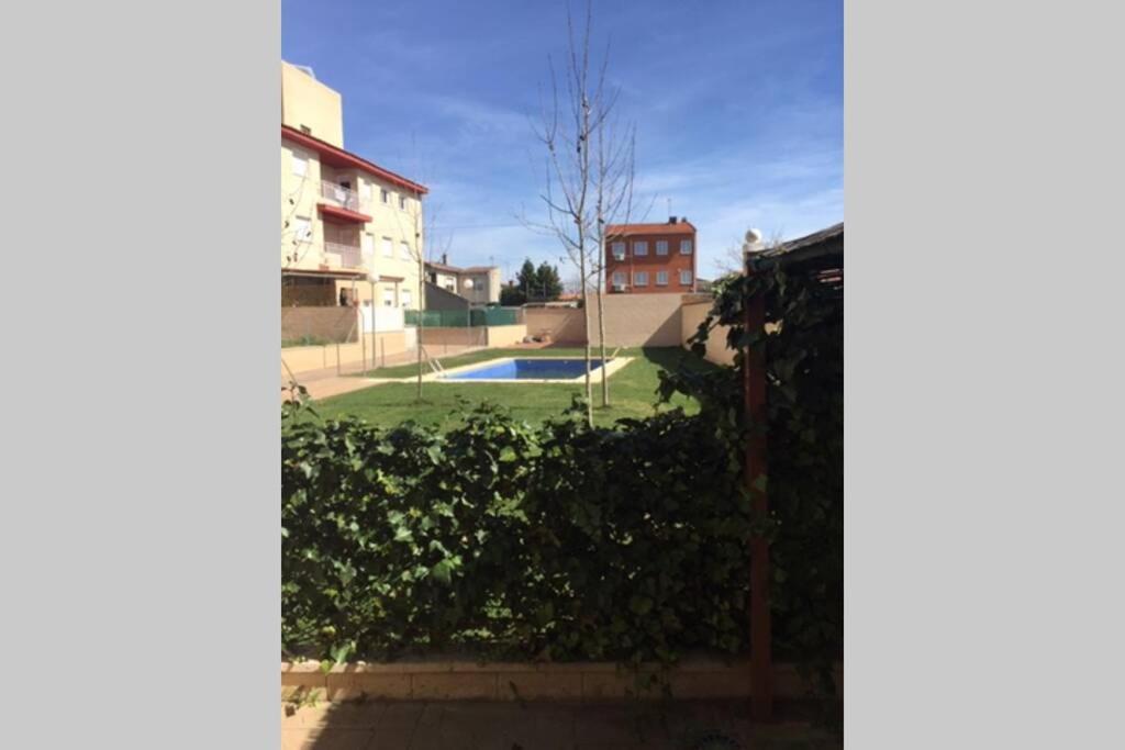 Vivienda Turistica Mi Terraza Leilighet El Casar de Escalona Eksteriør bilde